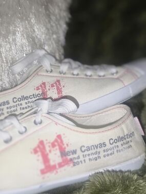 Japanese Buddy Brand Click  White Canvas Sneakers with Pink Accents